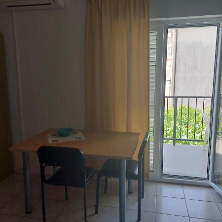 Apartmani Dzapo Srima Dış mekan fotoğraf